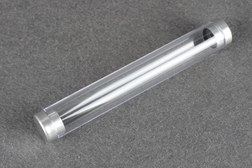 Plastikowe pudełko, tuba, futerał na pen