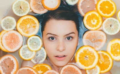 Cura delle sopracciglia dopo il trucco permanente